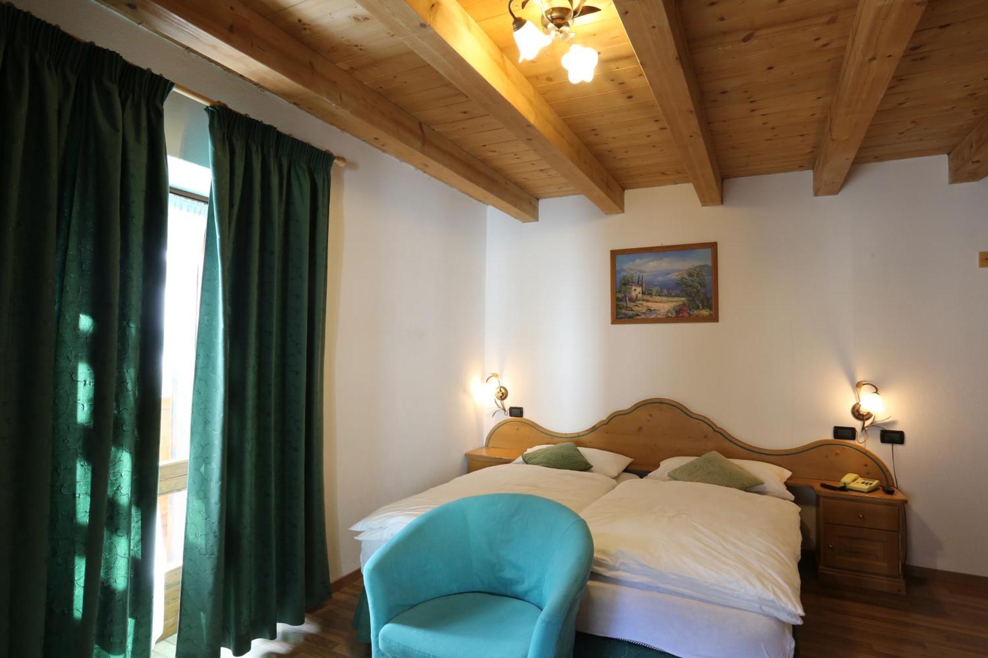 Albergo Centrale Forni di Sopra Zimmer foto